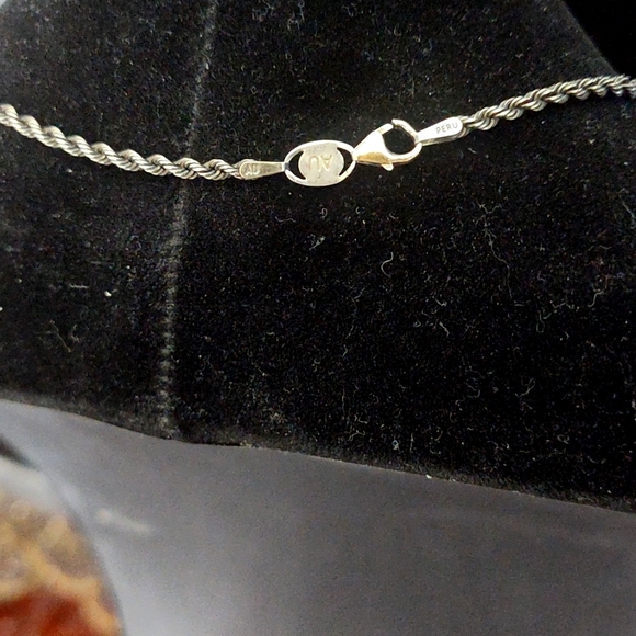Jared Lang Twisted Silver Necklace - Picture 3 of 4